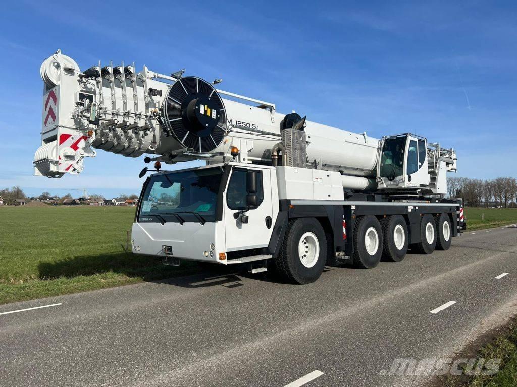 Liebherr LTM1250-5.1 Mobiilinosturit