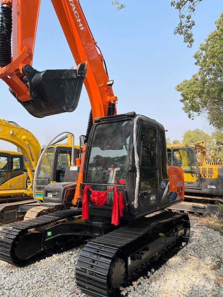 Hitachi 120 Telakaivukoneet