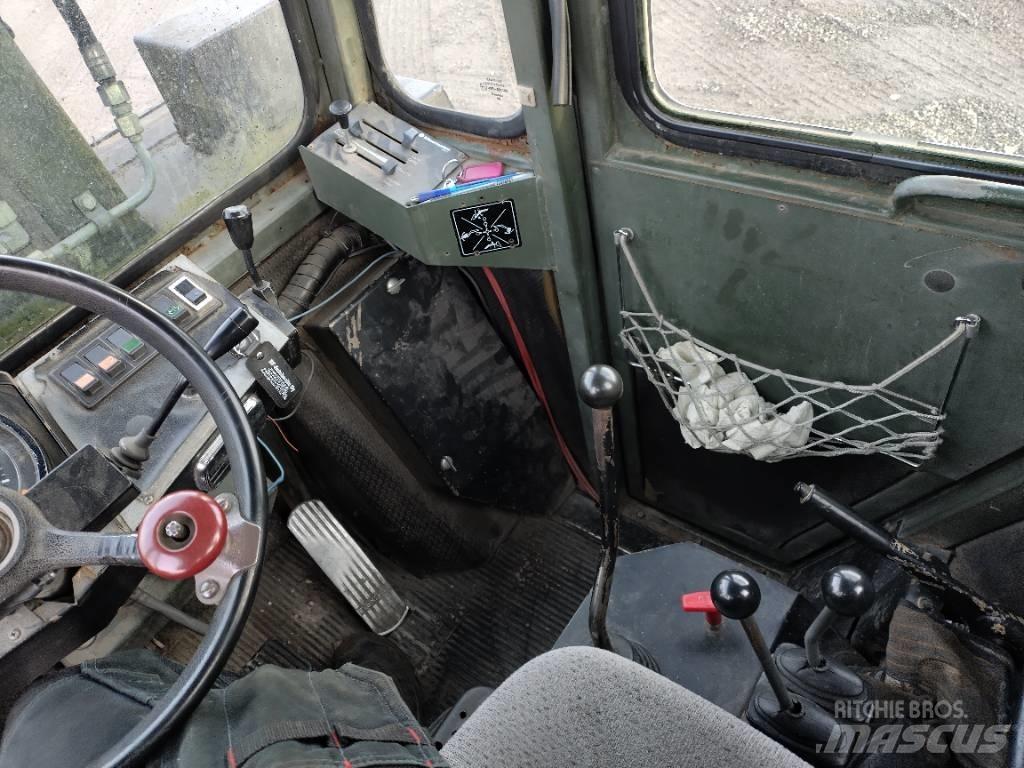 Valmet 643 Pienkuormaajat