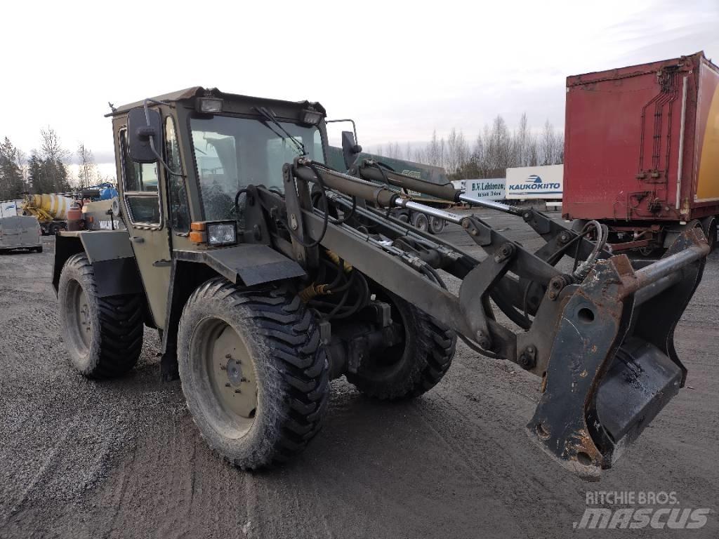 Valmet 643 Pienkuormaajat