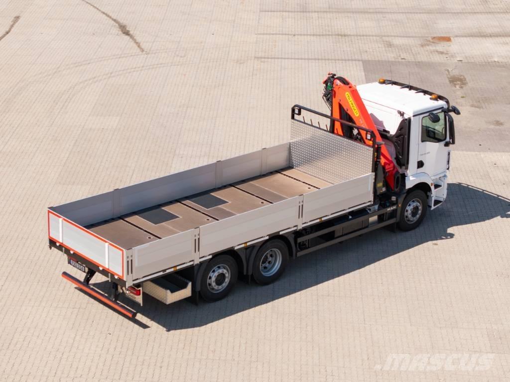 MAN TGM 26.320 6x2-4 Nosturiautot