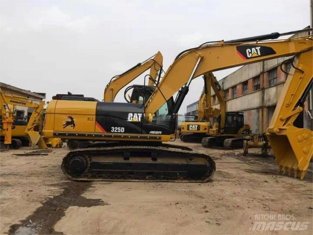 CAT 325 D Telakaivukoneet