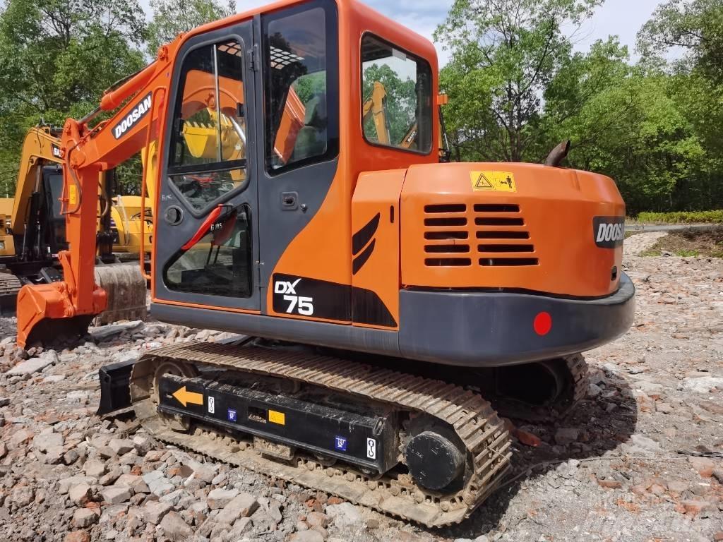 Doosan DX75 Midikaivukoneet 7t - 12t