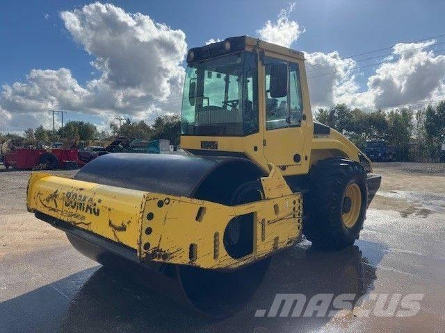 Bomag BW 213 D H-4 Yksivalssijyrät