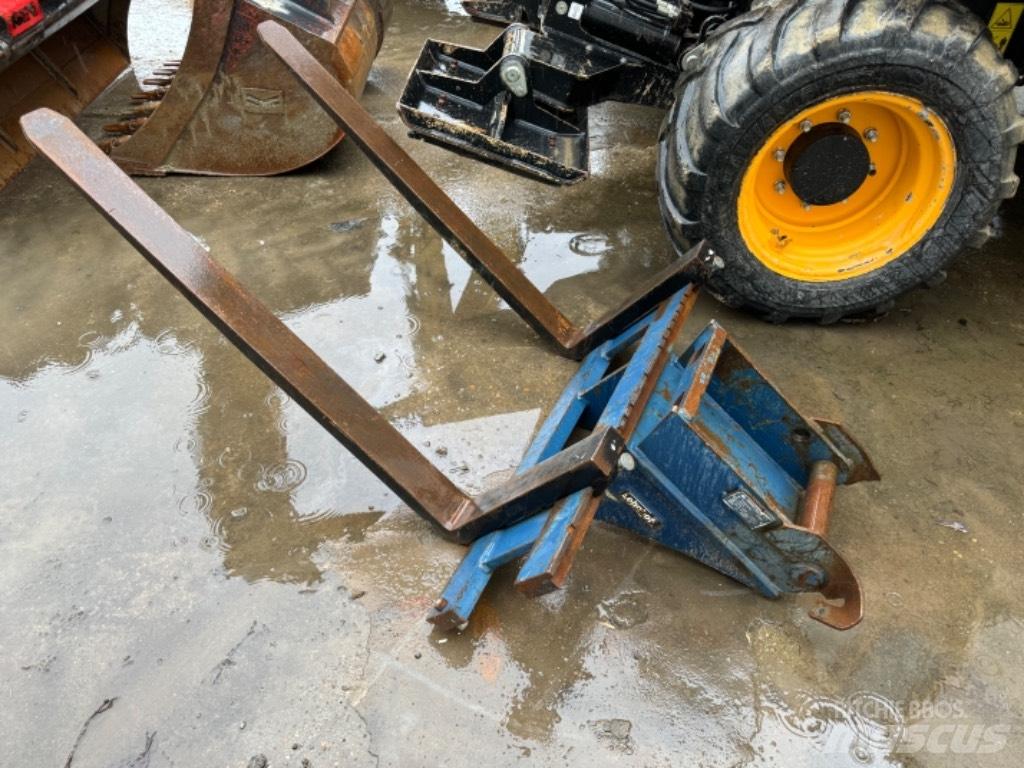 Yanmar B95W (40496) Pyöräkaivukoneet