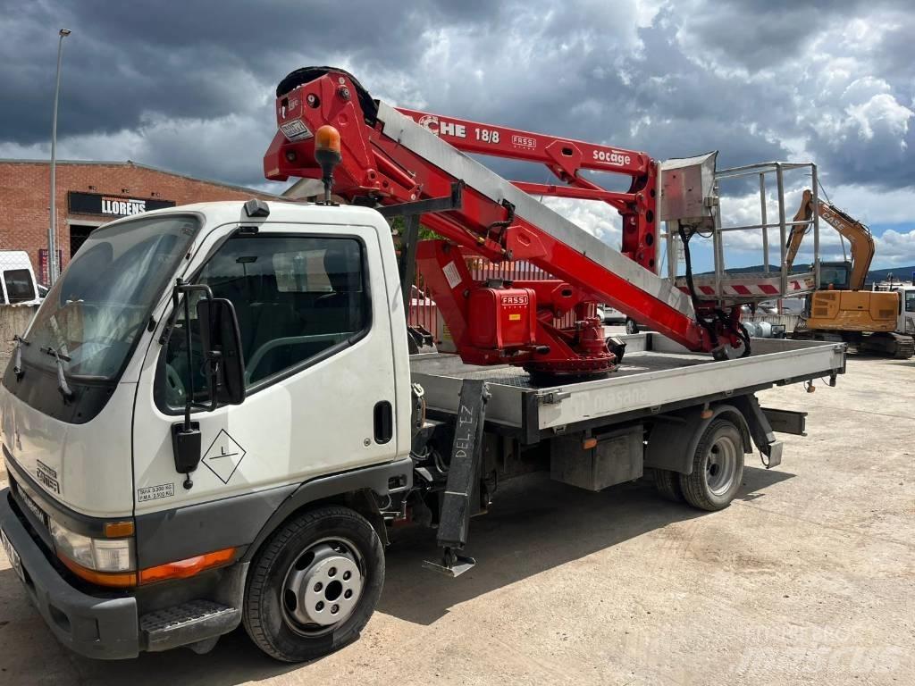 Mitsubishi Canter Koukkulava kuorma-autot