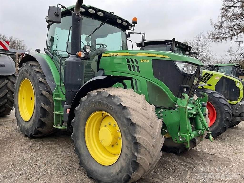 John Deere 6155R Traktorit