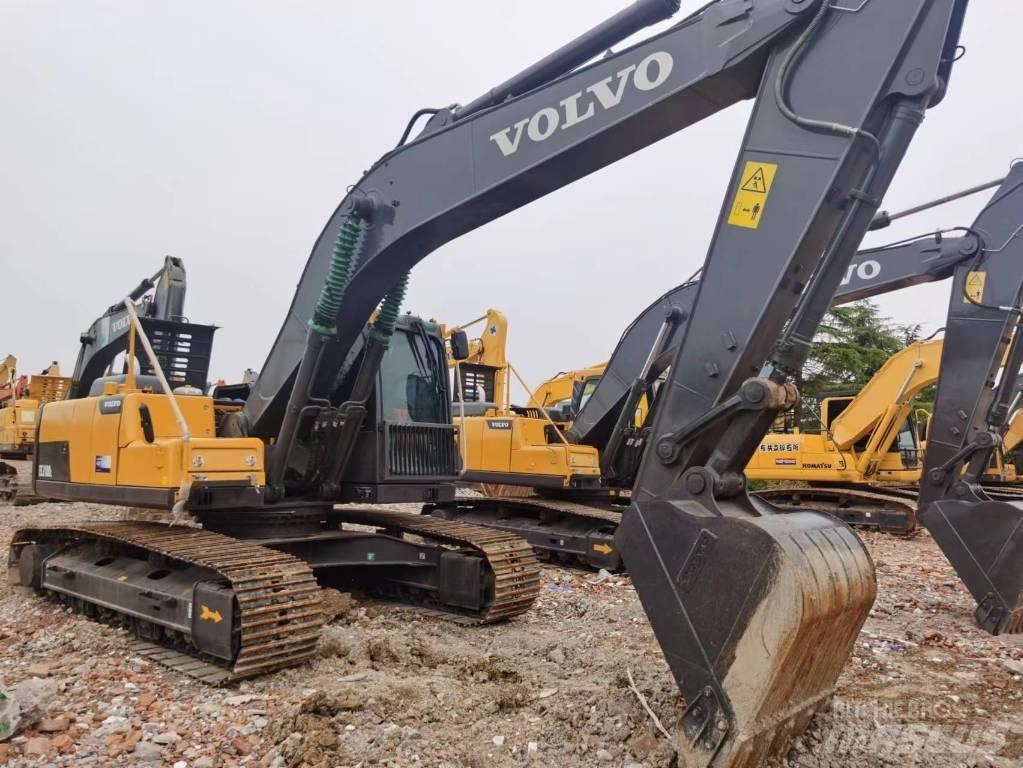 Volvo EC210D Telakaivukoneet