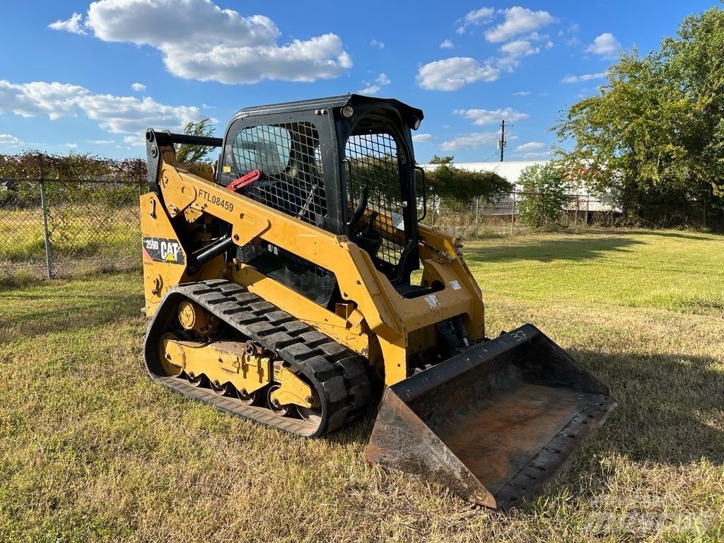CAT 259 D Liukuohjatut kuormaajat