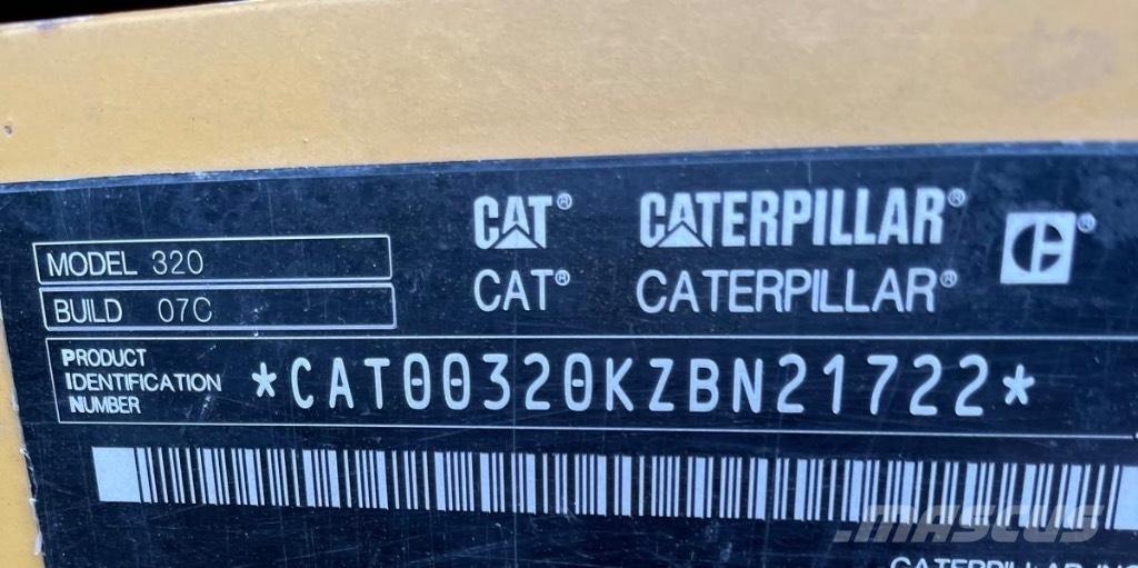 CAT 320 Telakaivukoneet