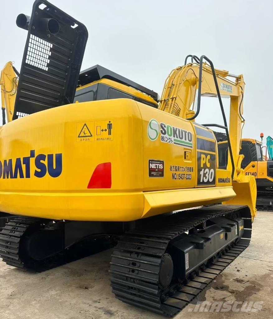 Komatsu 130 Telakaivukoneet