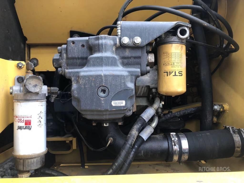 Komatsu pc220-8 Telakaivukoneet