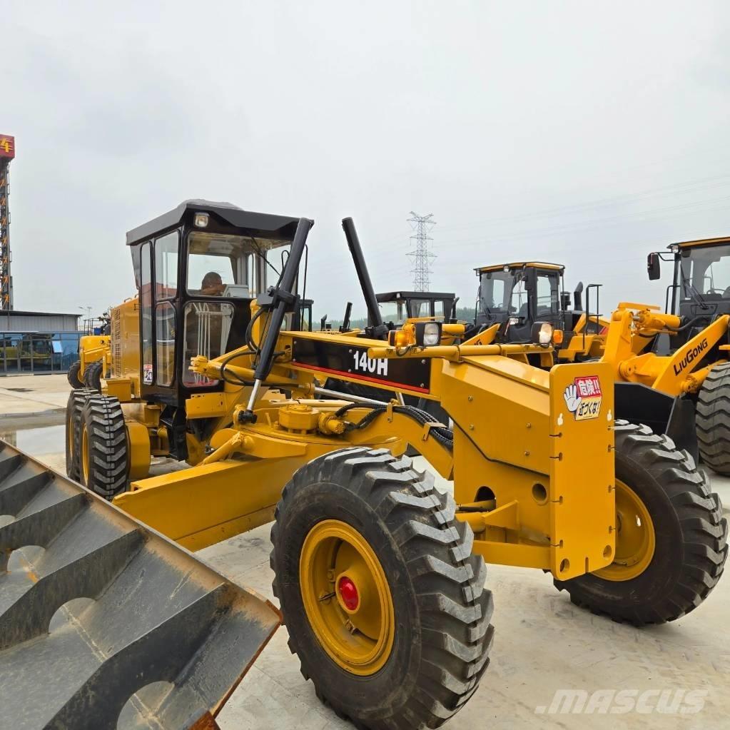 CAT 140H Tiehöylät