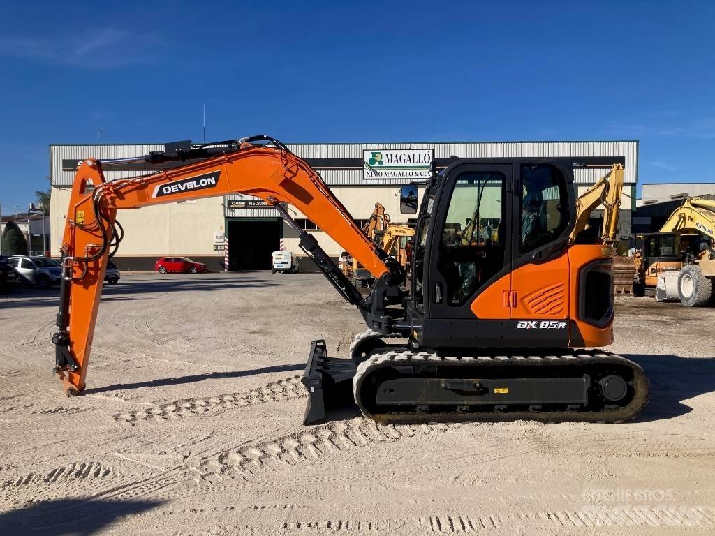 Develon DX 85 R-7 Midikaivukoneet 7t - 12t