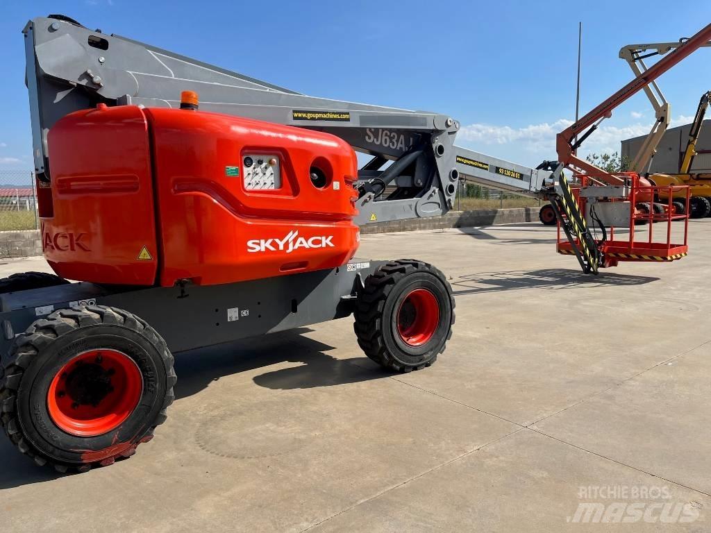 SkyJack SJ63AJ Kuukulkijat