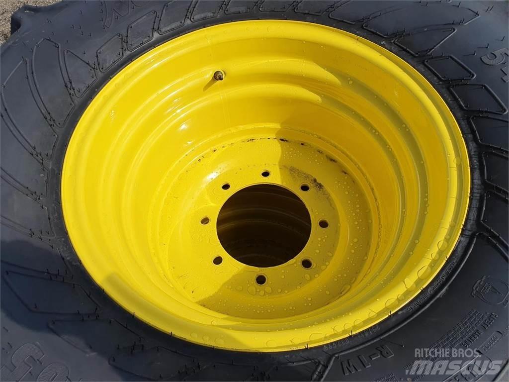 Mitas 540/65R24 x2 Renkaat ja vanteet