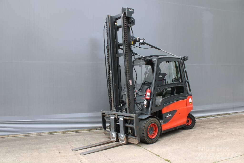 Linde E50HL-01 Sähkötrukit