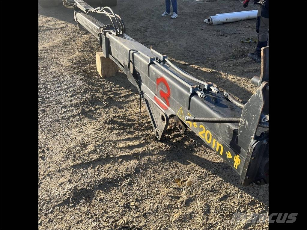 Ponsse K70+ Kuormatraktorinosturit