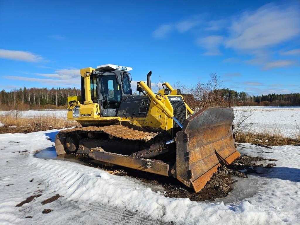Komatsu D 65 PX Telaketjupuskutraktorit