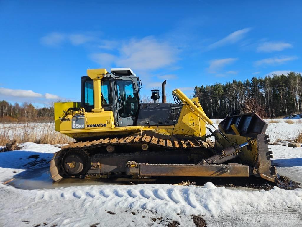 Komatsu D 65 PX Telaketjupuskutraktorit