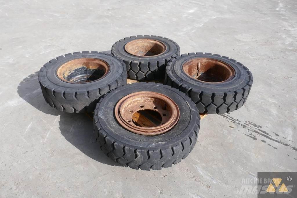 Trelleborg 7.50-15 Renkaat ja vanteet