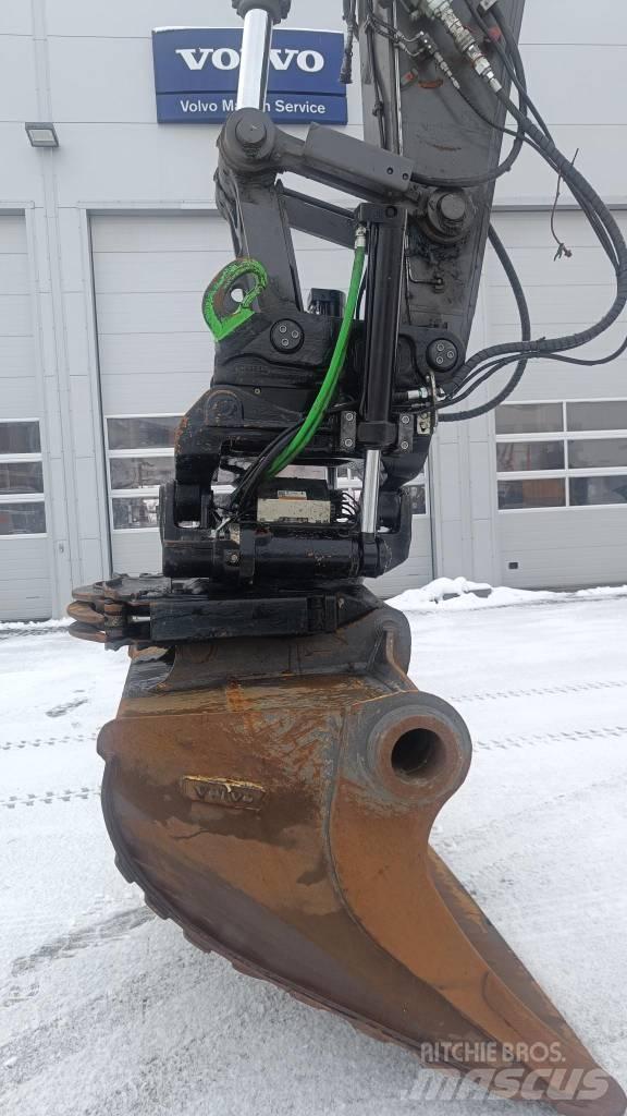 Volvo EC 300 EL Telakaivukoneet