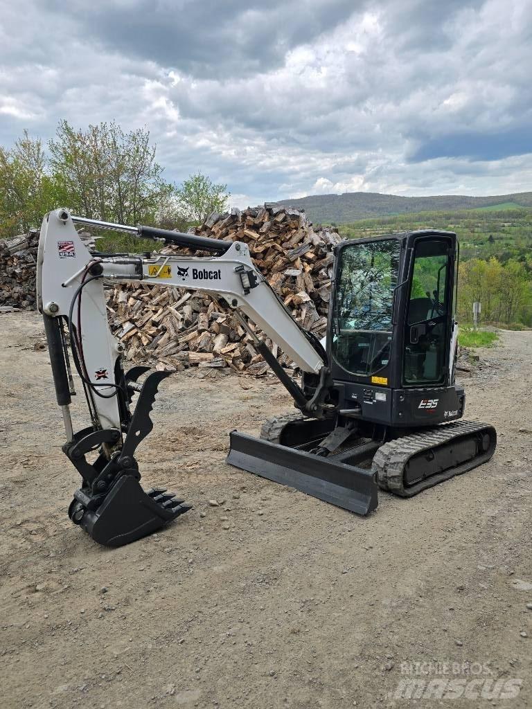 Bobcat E35 Minikaivukoneet < 7t