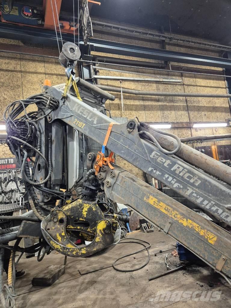 Kesla 2110T Puutavaranosturit