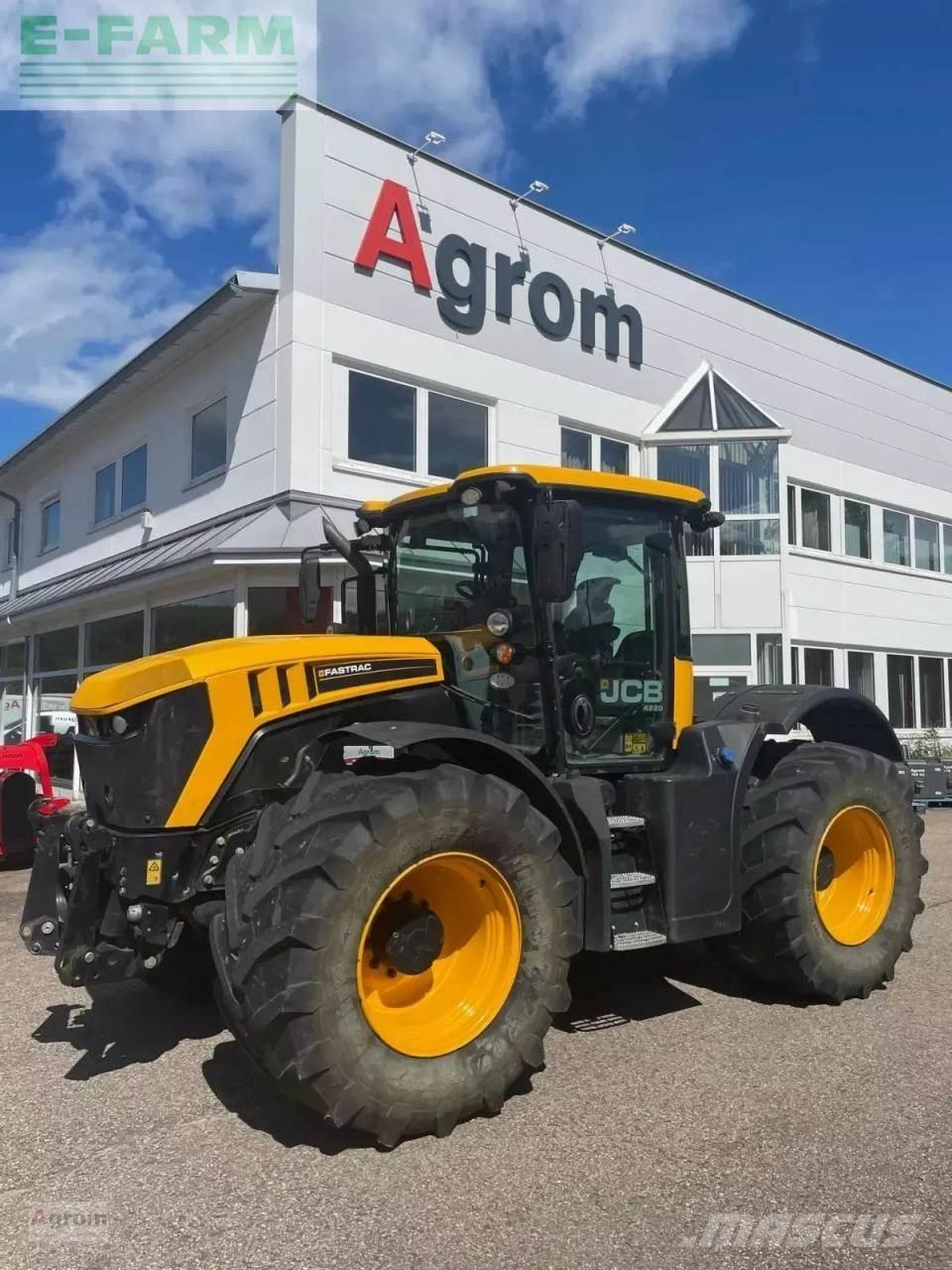 JCB fastrac 4220 Traktorit