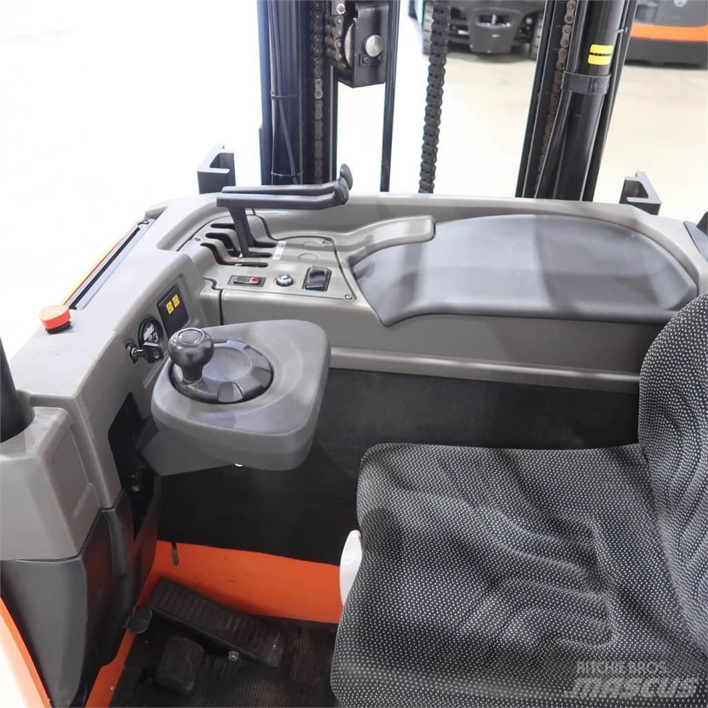 BT SRE160L Sähkötrukit