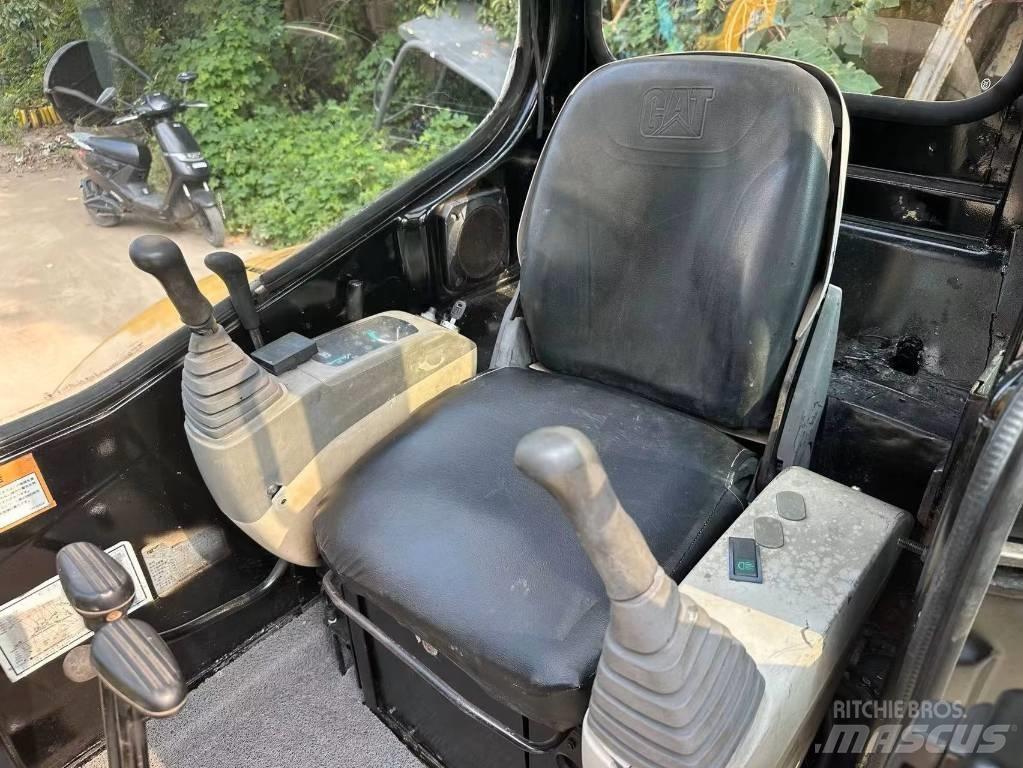CAT 303 CR Minikaivukoneet < 7t