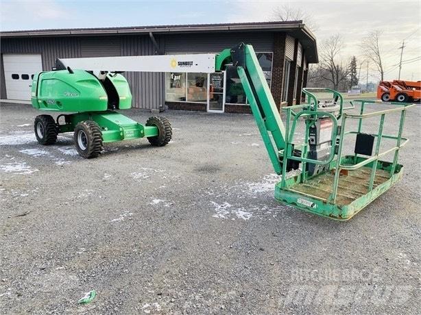 JLG 460 SJ Teleskooppipuominostimet