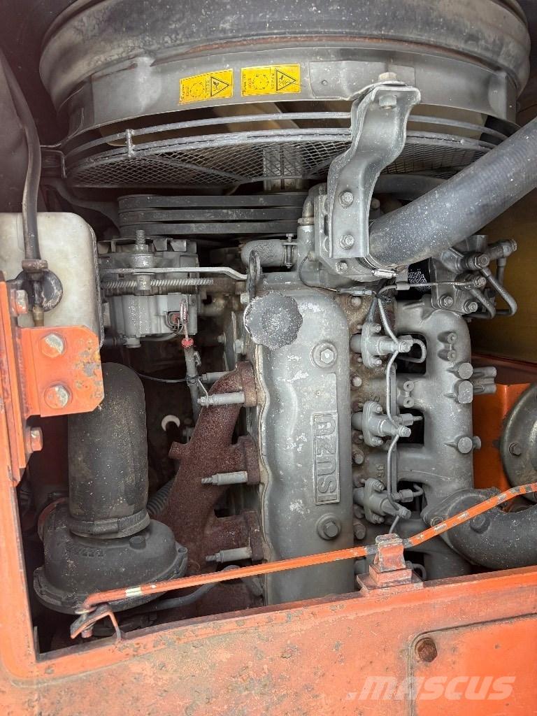 Hitachi EG 70 R Teladumpperit