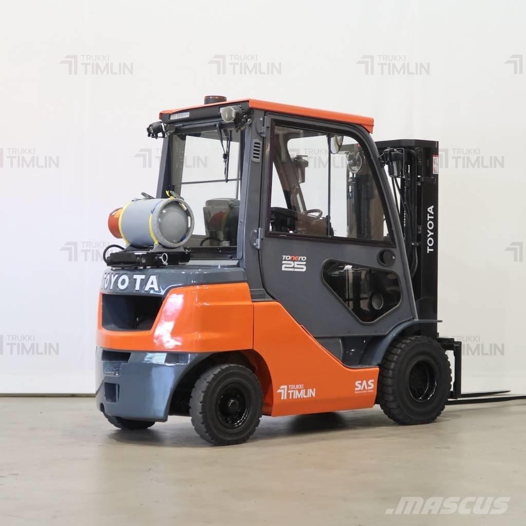 Toyota 02-8FGF25 Nestekaasutrukit