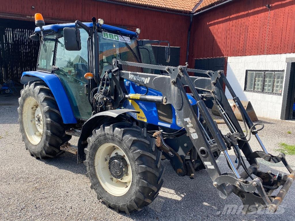 New Holland T 5040 Traktorit