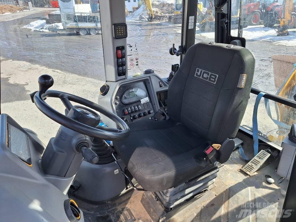 JCB 3 CXE Compact Kaivurikuormaajat