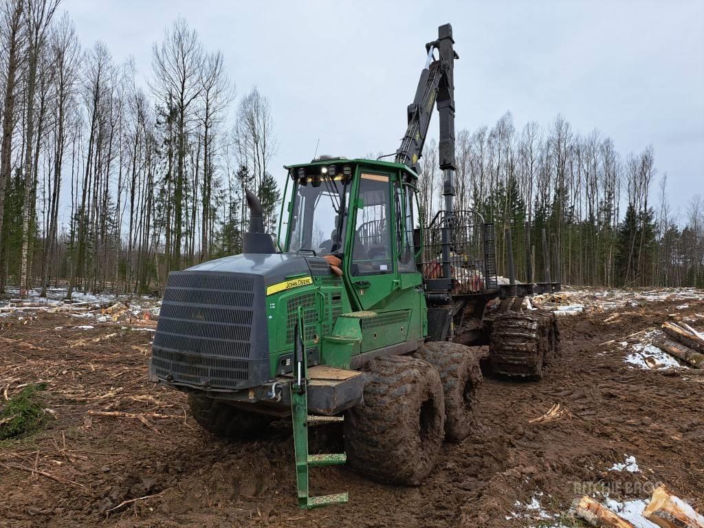 John Deere 1210 G Kuormatraktorit