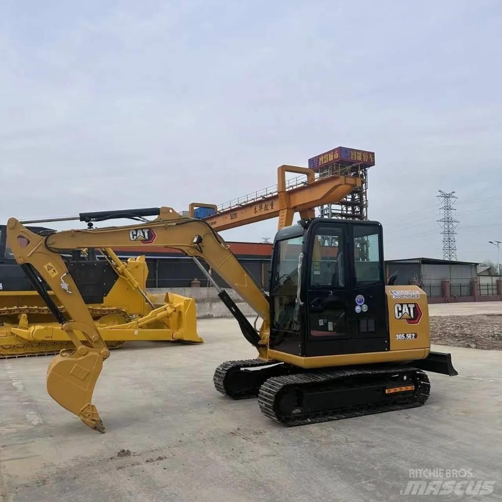 CAT 305.5 Minikaivukoneet < 7t
