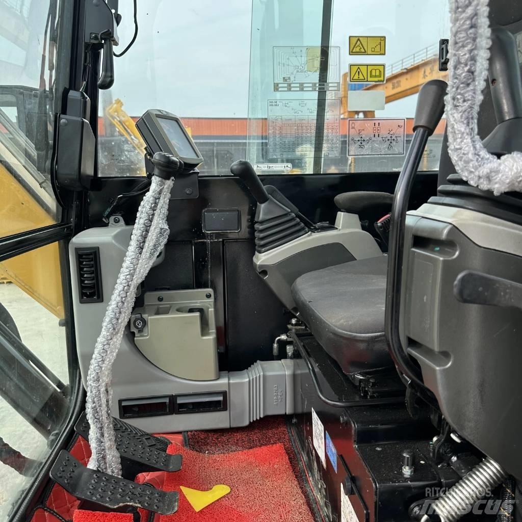 CAT 305.5 Minikaivukoneet < 7t
