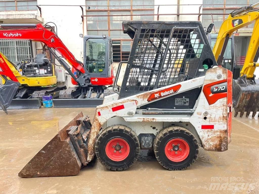 Bobcat S 70 Liukuohjatut kuormaajat