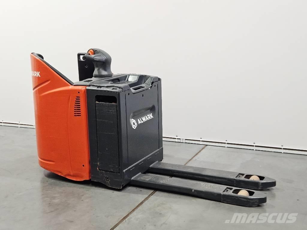 Linde T20SP Lavansiirtotrukit ajotasolla