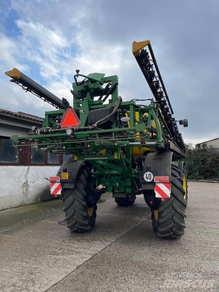 John Deere R 4150 i Itsekulkevat ruiskut