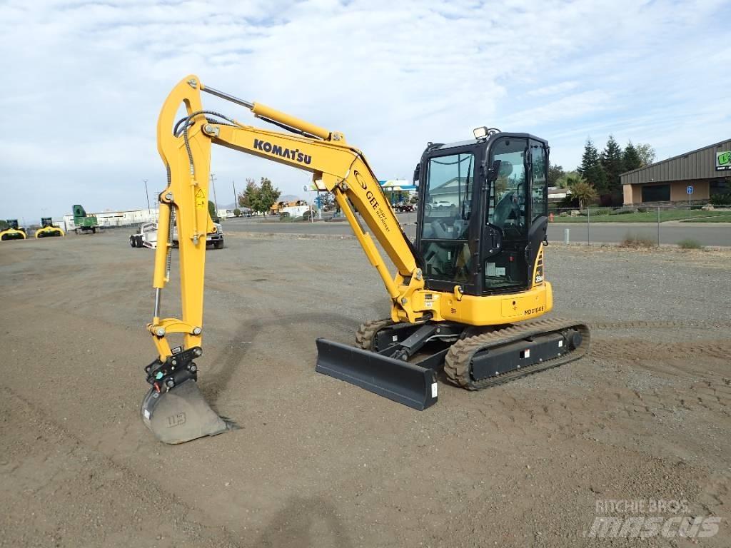 Komatsu PC35MR-5 Minikaivukoneet < 7t