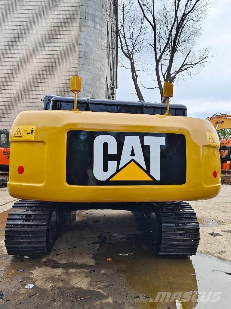 CAT 330D2L Telakaivukoneet