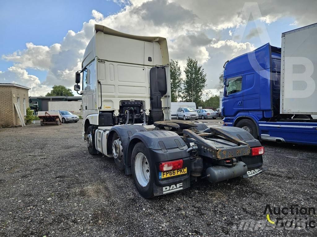DAF XF460 Vetopöytäautot