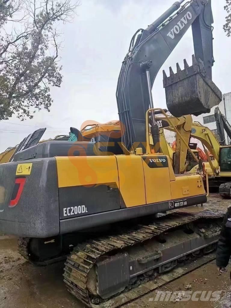Volvo EC 200 Telakaivukoneet