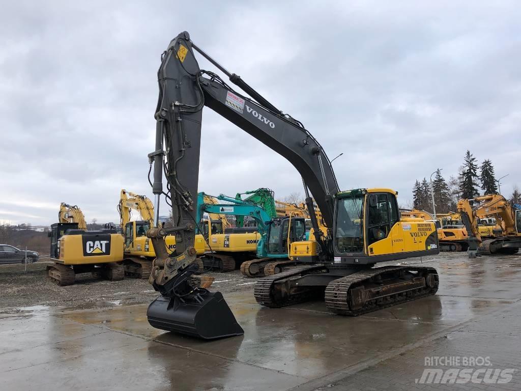 Volvo EC 240 C N L Telakaivukoneet
