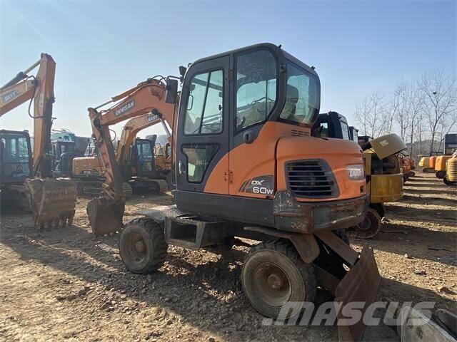 Doosan DX60W Telakaivukoneet