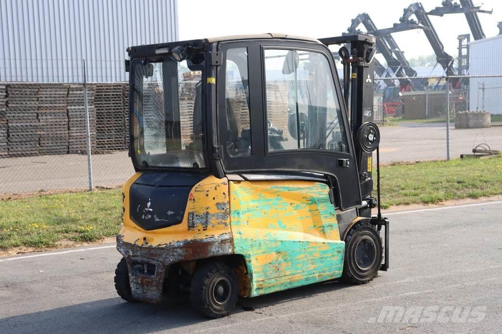 Mitsubishi FB35N Sähkötrukit