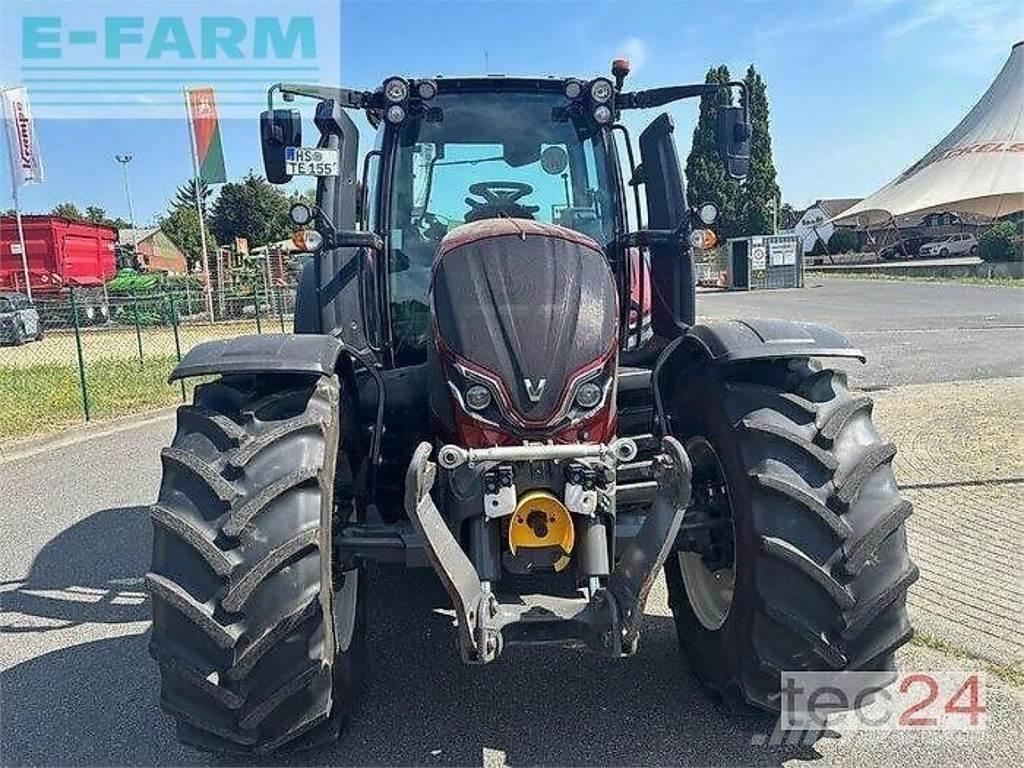 Valtra n 155 ed Traktorit